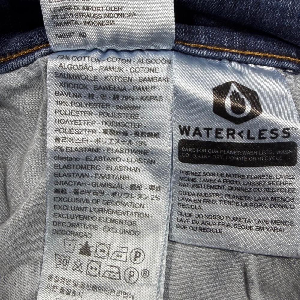 Levis Classic Bootcut Jeans Womens 16S Medium Wash Blue Denim WaterLess - Picture 10 of 11
